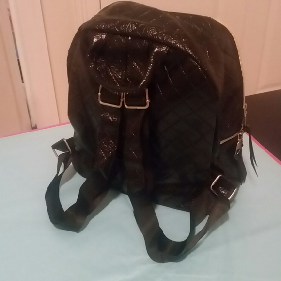 Last one!💋 faux leather black mini backpack gold - Picture 4 of 4